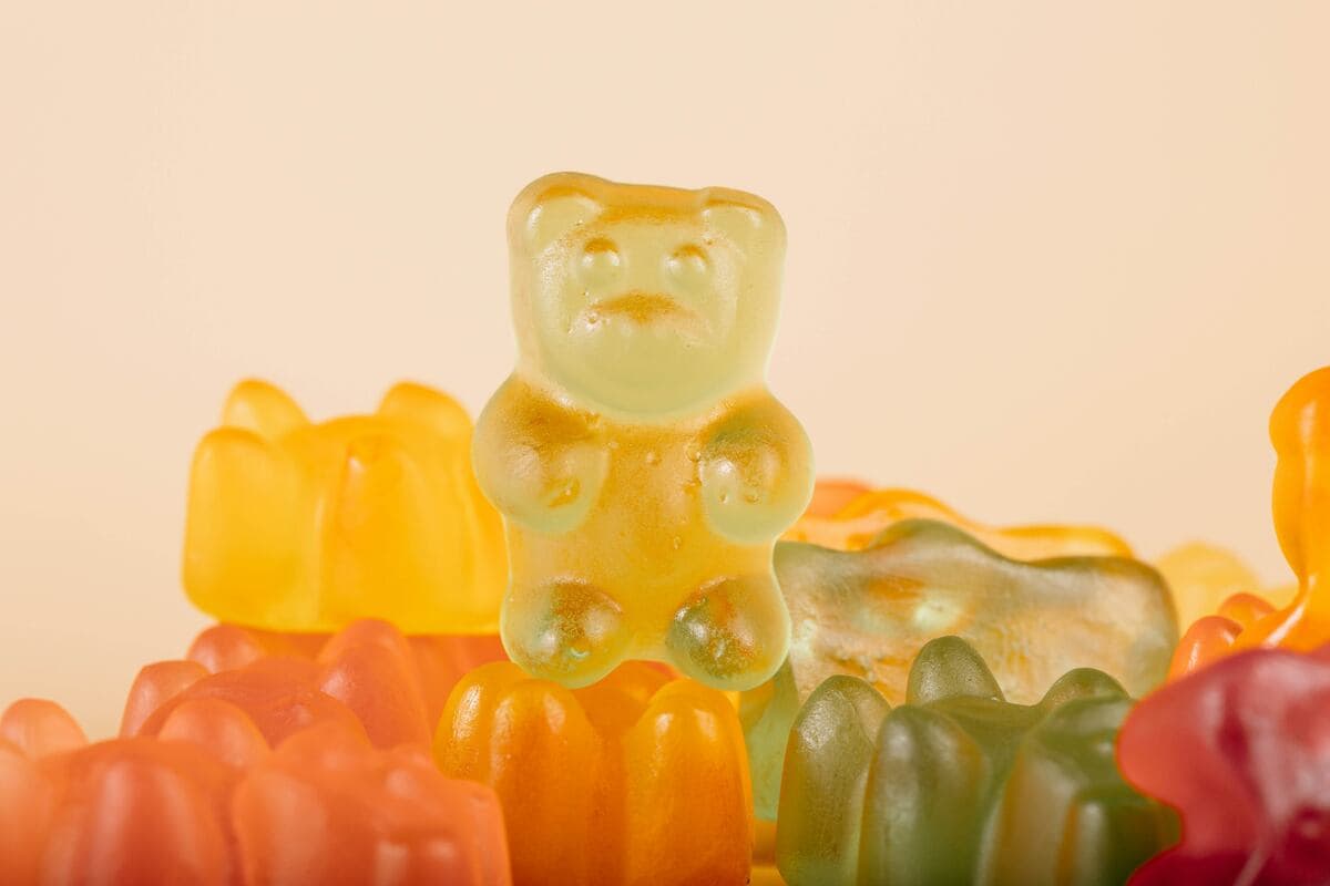 What Are CBD Gummies and How Do They Differ From THC Edibles?