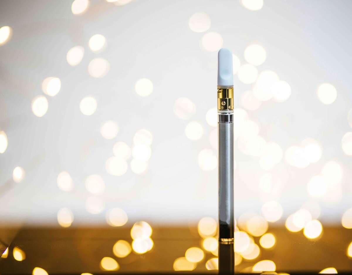 What Is a THC Vape Cartridge?